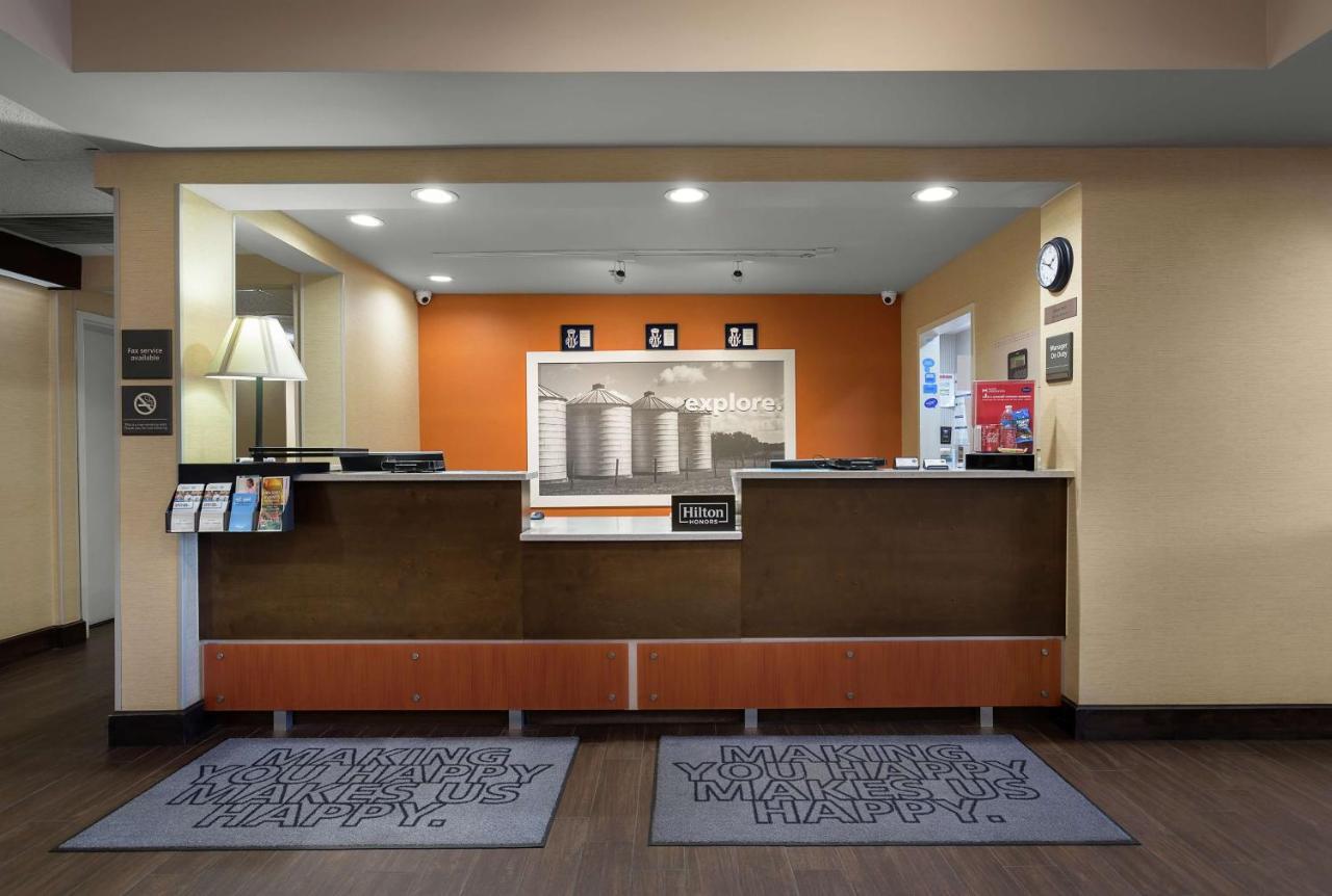 Hampton Inn Greenville/Тревелерс-Рест Екстер'єр фото