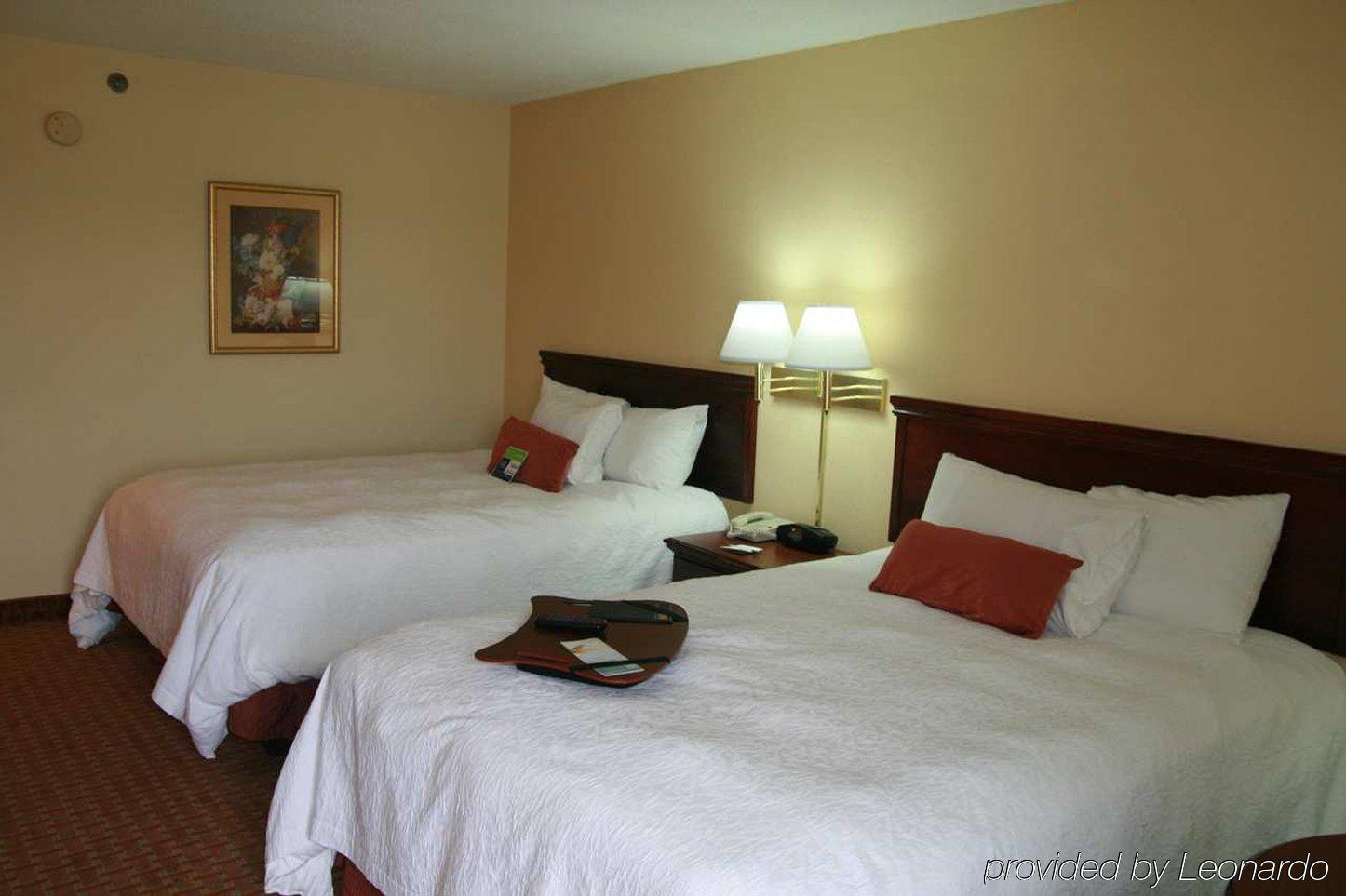 Hampton Inn Greenville/Тревелерс-Рест Номер фото